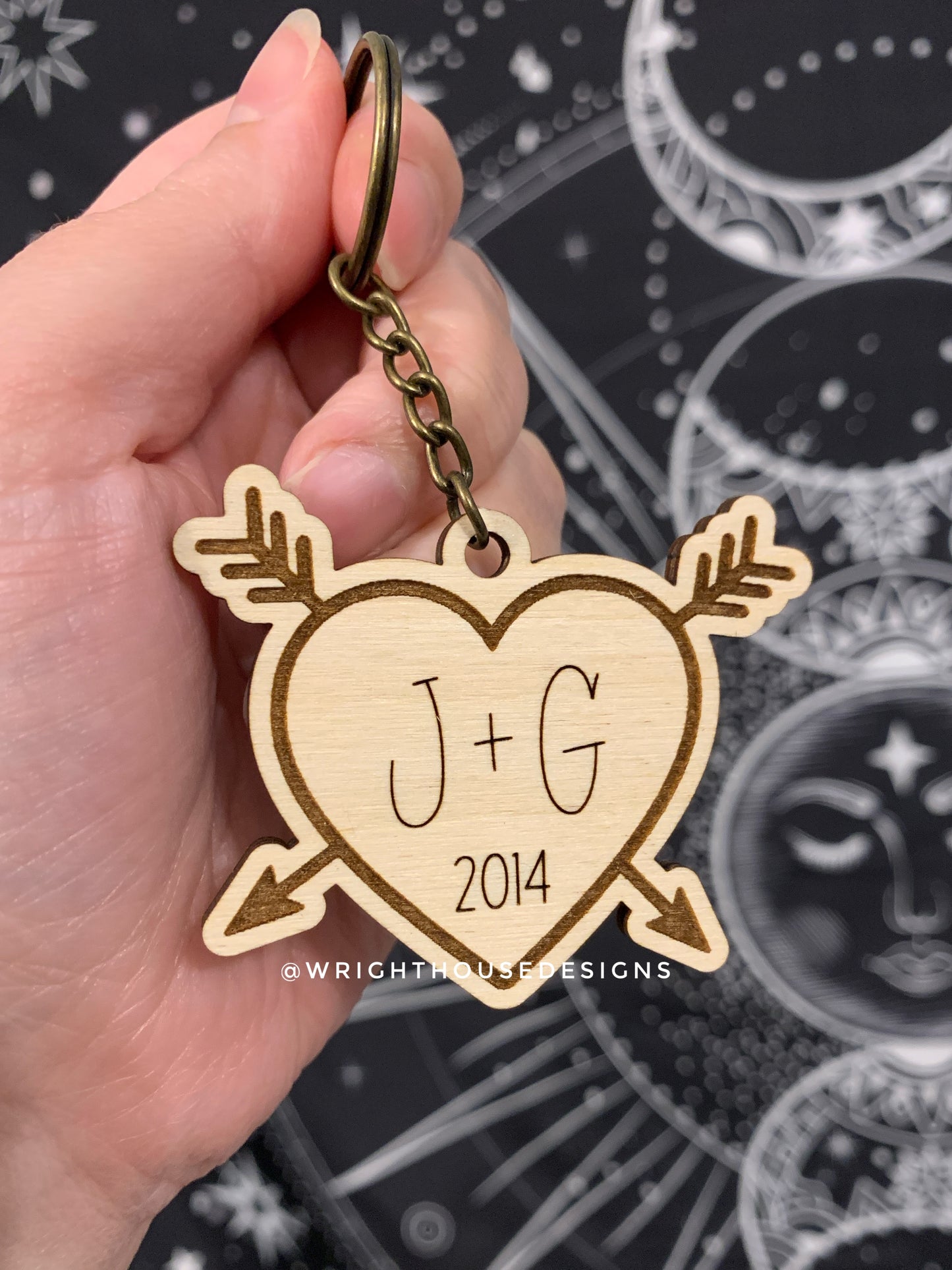 Personalized Duo Heart & Arrows Engraved Wooden Keychain For Couples For Valentine’s Day