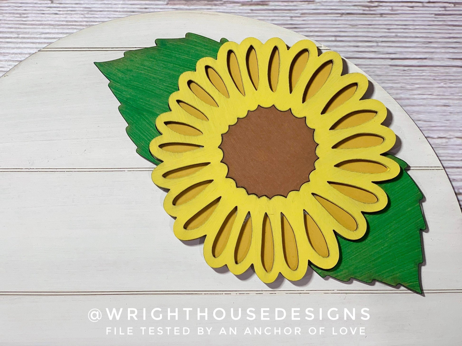 Sunflower Simple Floral Shelf Sitter Sign - Round Sign Making and DIY Kits - Beginner Cut File For Glowforge Lasers - Digital SVG File
