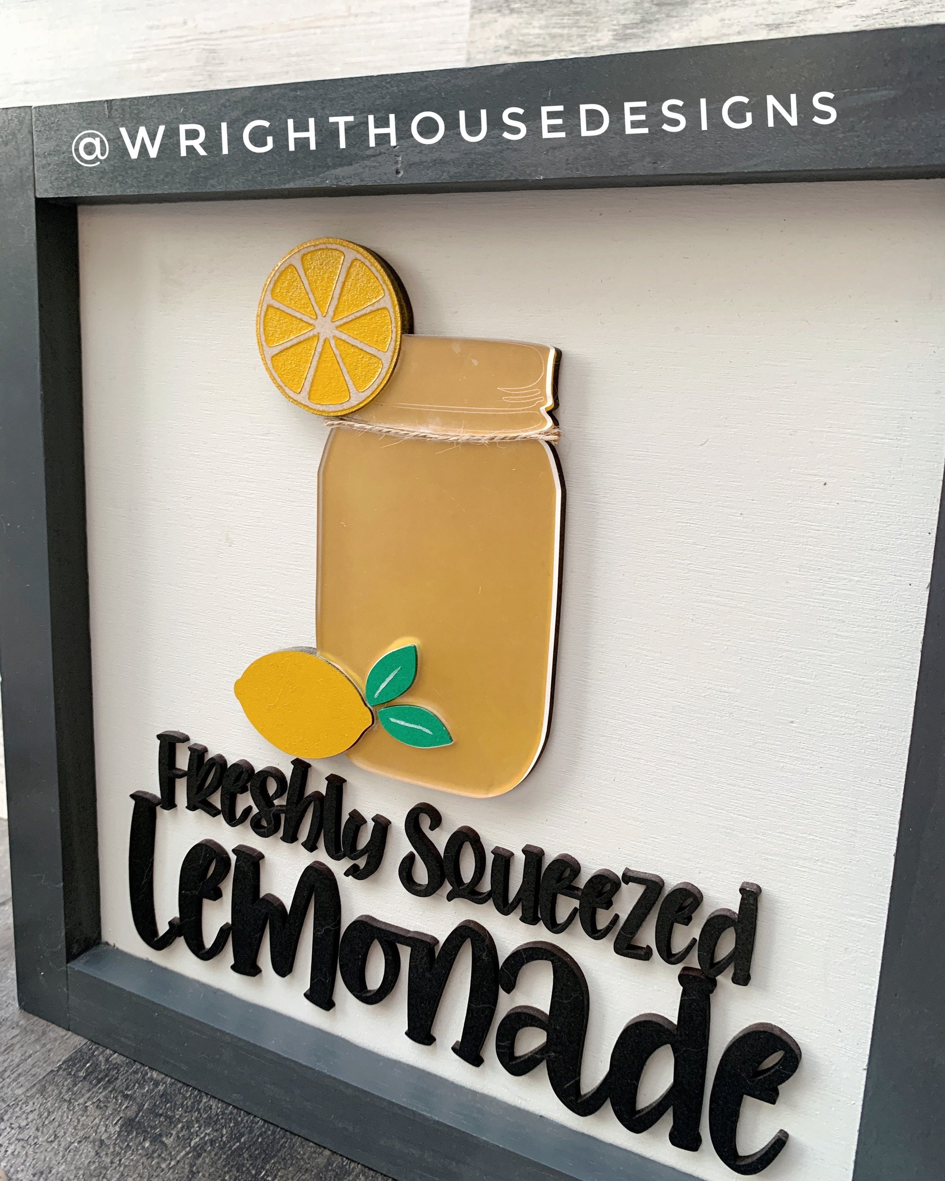 Mason Jar Freshly Squeezed Lemonade Shelf Sitter Round - Farmhouse Sign Making and DIY Kits - Cut File For Glowforge - Digital SVG File