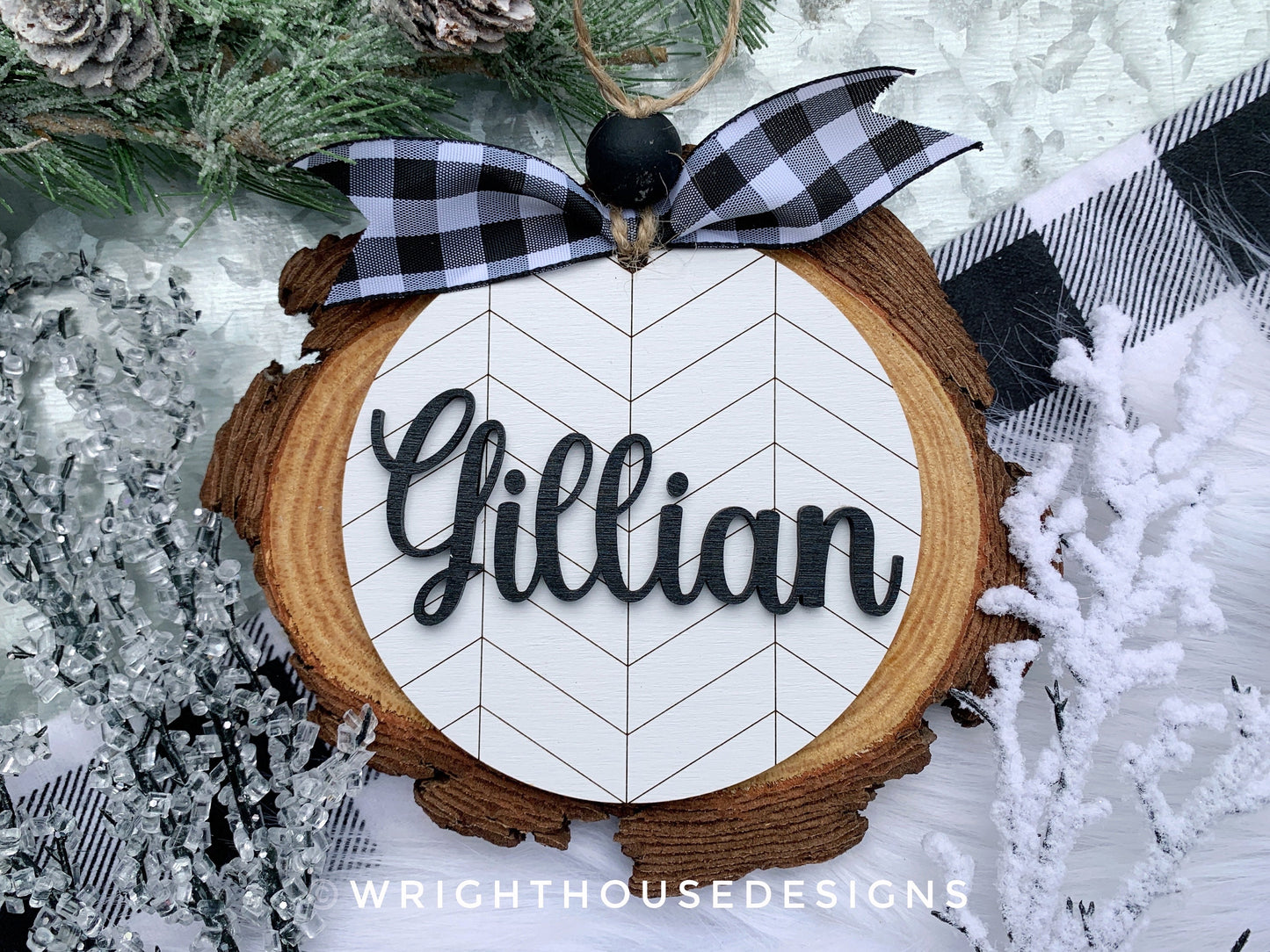 Custom Name Pattern Monogram Ornament - Farmhouse Minimalist Christmas Tree Ornament - Round Shiplap Stocking Tag - Holiday Gift for Couples