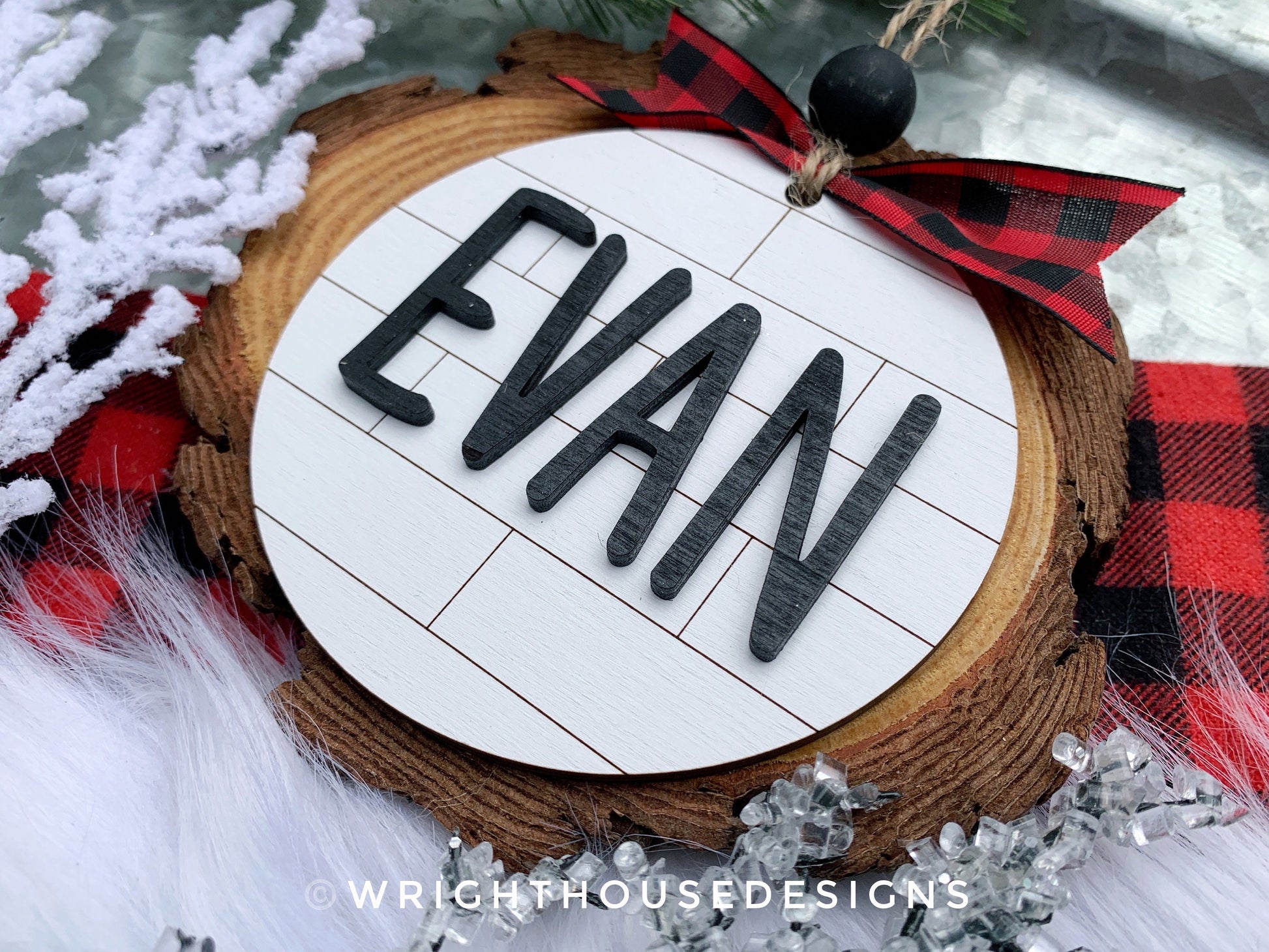 Custom Name Pattern Monogram Ornament - Farmhouse Minimalist Christmas Tree Ornament - Round Shiplap Stocking Tag - Holiday Gift for Couples