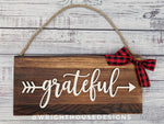 Load image into Gallery viewer, Grateful Arrow Word Art - Rustic Farmhouse - Reclaimed Pallet Plank Board Sign - Wooden Wall Art - Bookshelf Decor and She Shed Signs
