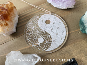 Flower of Life Yin Yang - Crystal Grid - Geometric Shape - Sun Catcher - Clear Acrylic Ornament