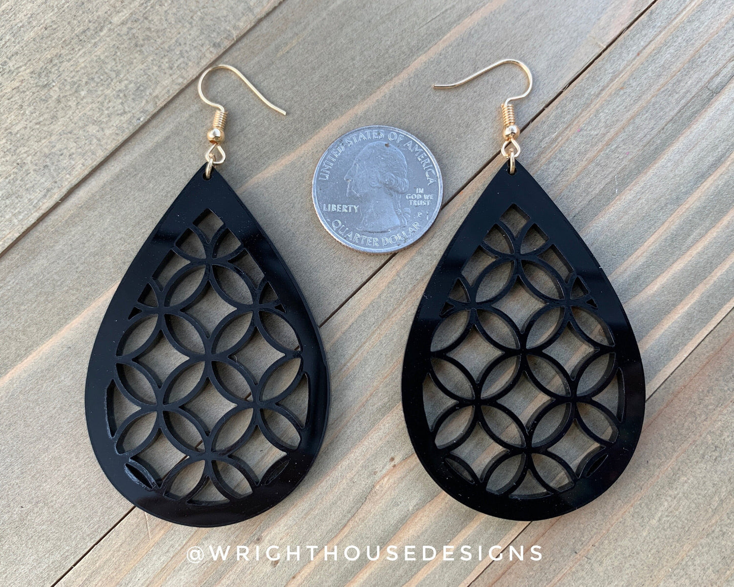 Flower of life Style Black Acrylic - Geometric Pattern Earrings