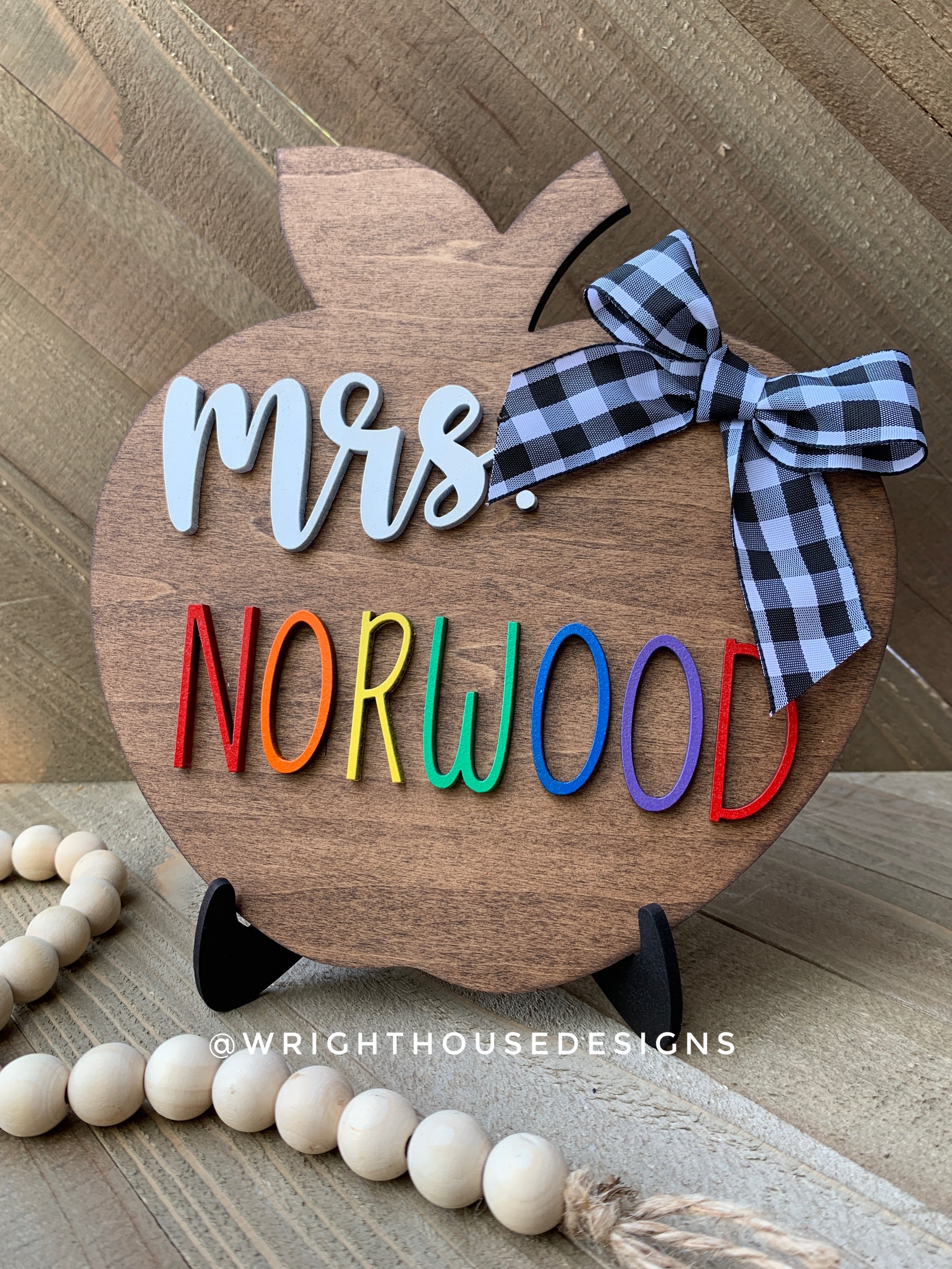 Apple Desk Sign - Back to School Teacher Appreciation Gift