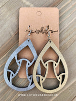 Load image into Gallery viewer, Gold and Silver - Geometric Chain Pattern - Painted Wooden Earrings
